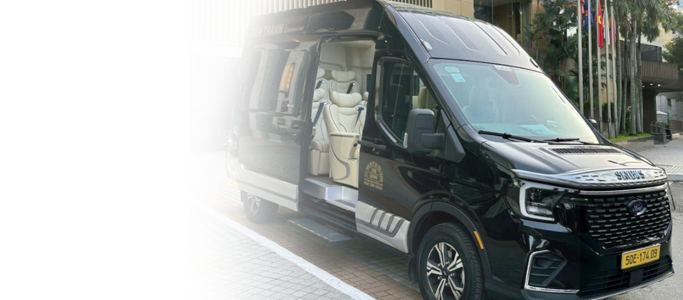 BẠN ĐANG CẦN THUÊ XE CARNIVAL?