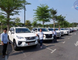 Cho Thuê Xe 7 Chỗ Đưa Đón Đối Tác Phục Vụ Chuyên Nghiệp