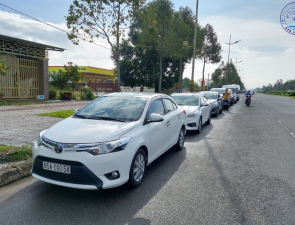 Cho thuê xe ô tô 4 chỗ 7 chỗ Sài Gòn đi Miền Tây giá rẻ 