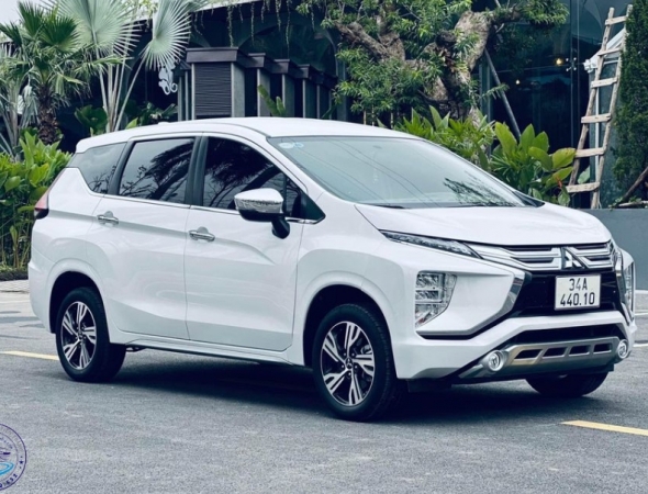 Dịch vụ thuê xe ô tô đi cùng bạn bè - Xe đời mới 2023