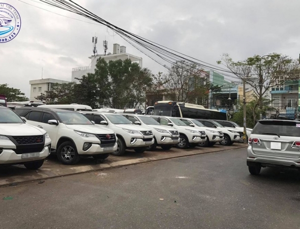 Dịch vụ thuê xe ô tô đi dã ngoại: Trải nghiệm tự do thoải mái