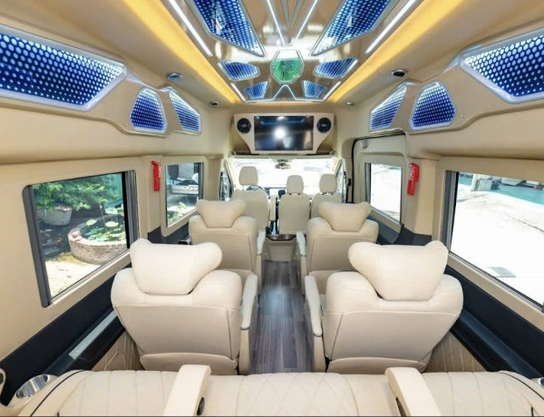 Thuê xe Carnival - Thuê xe Limousine - Du lịch Tiến Thành