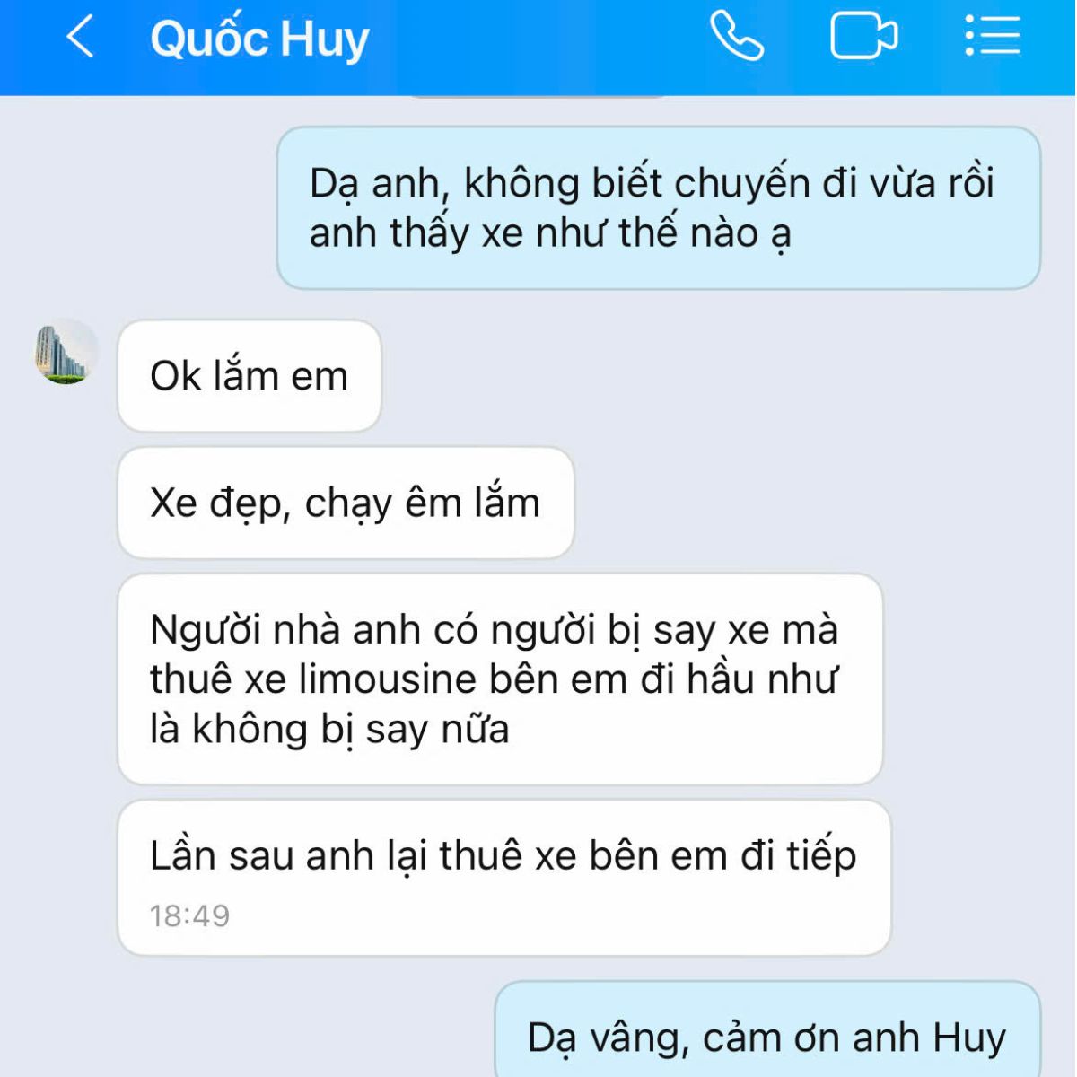Khách thuê xe Limousine đi tỉnh