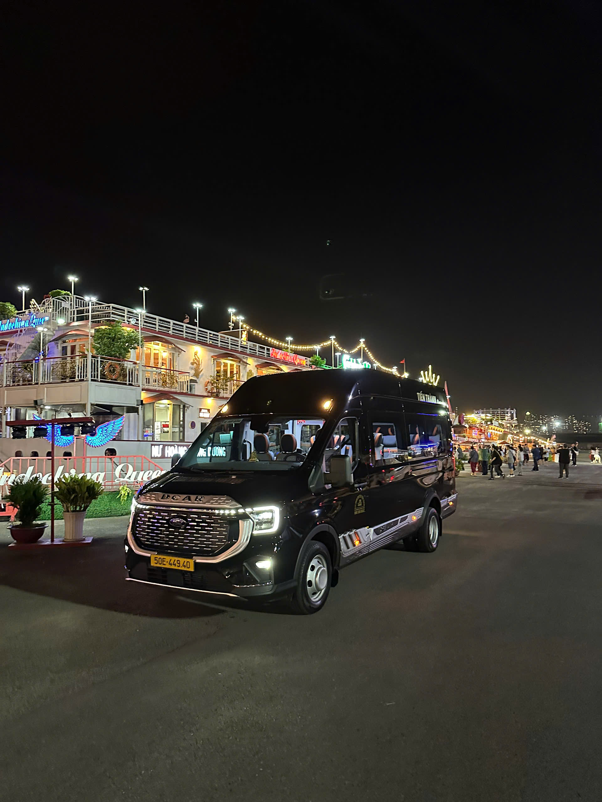 thuê xe limousine đà nẵng