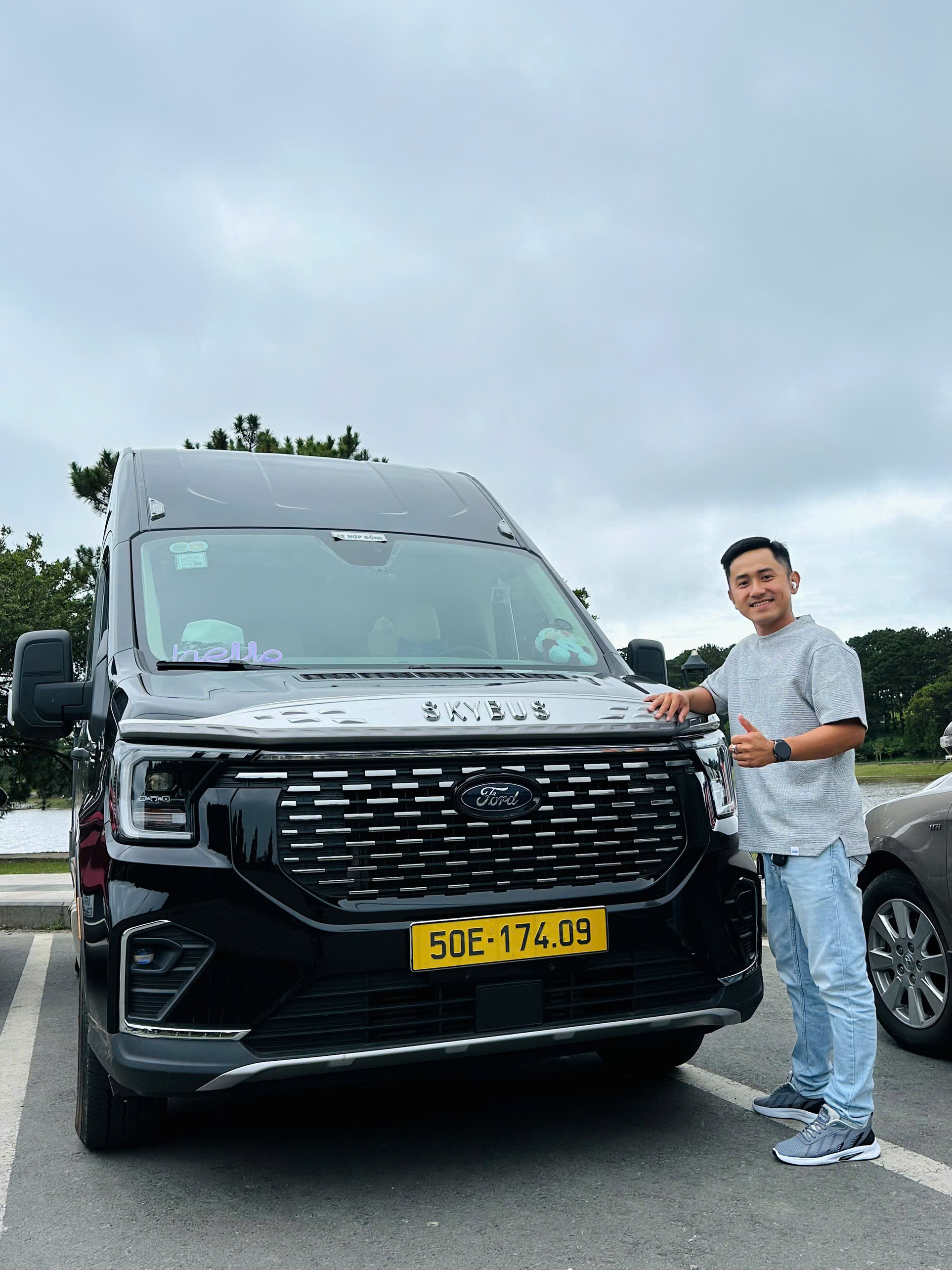 thuê xe limousine 9 chỗ đi đà lạt nha trang