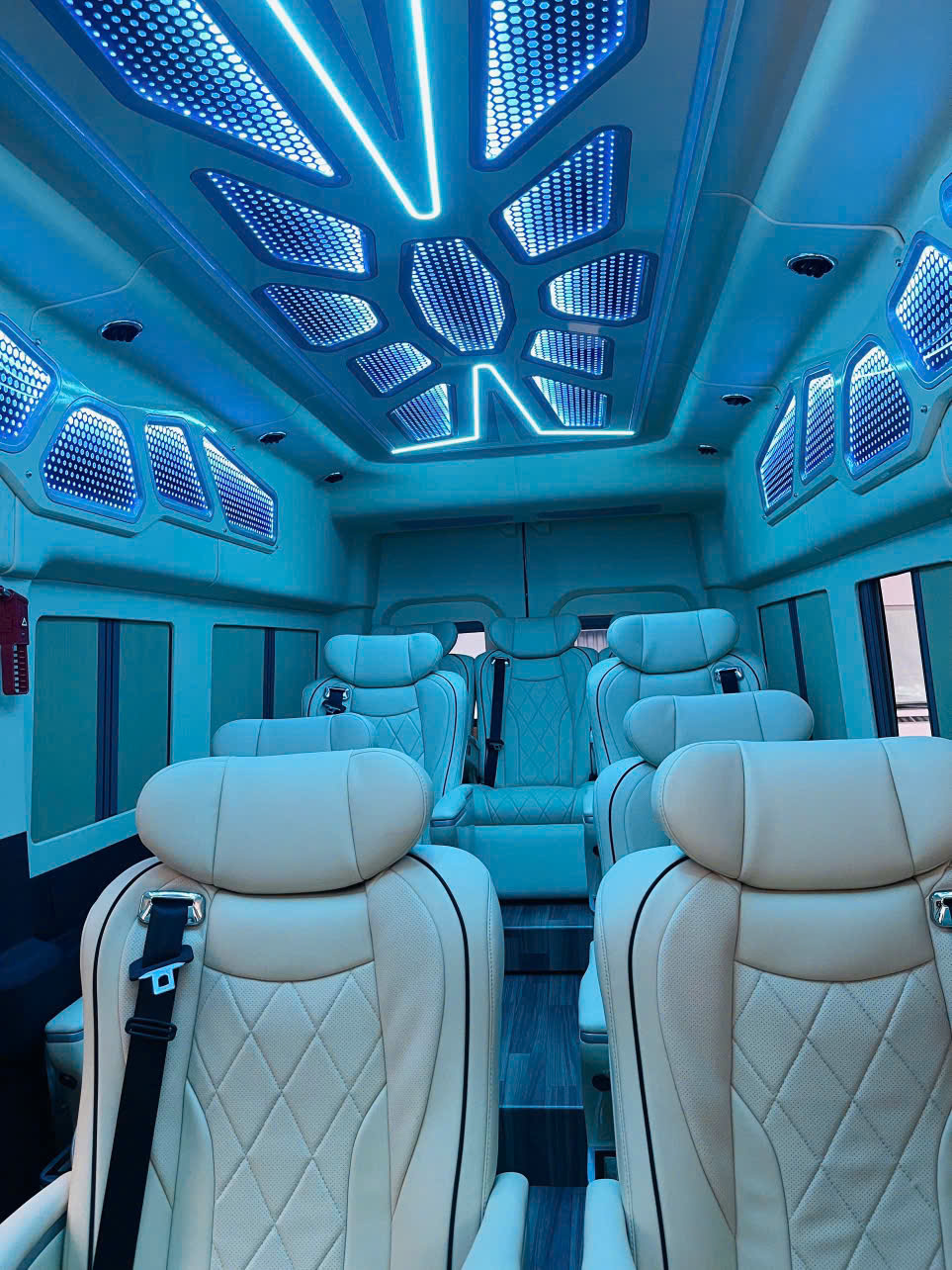 Nội thất xe Limousine