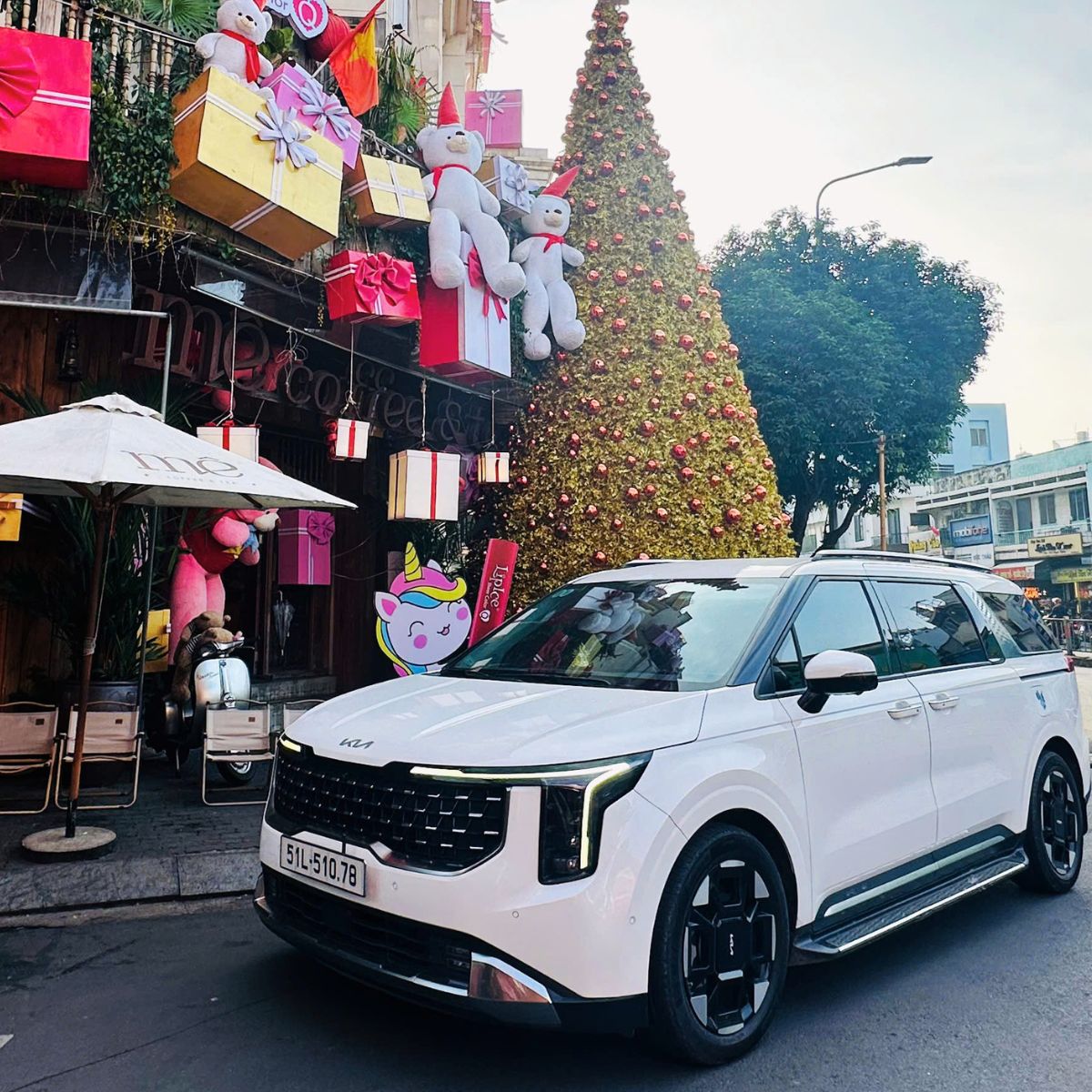 thuê xe carnival 7 chỗ đi nha trang