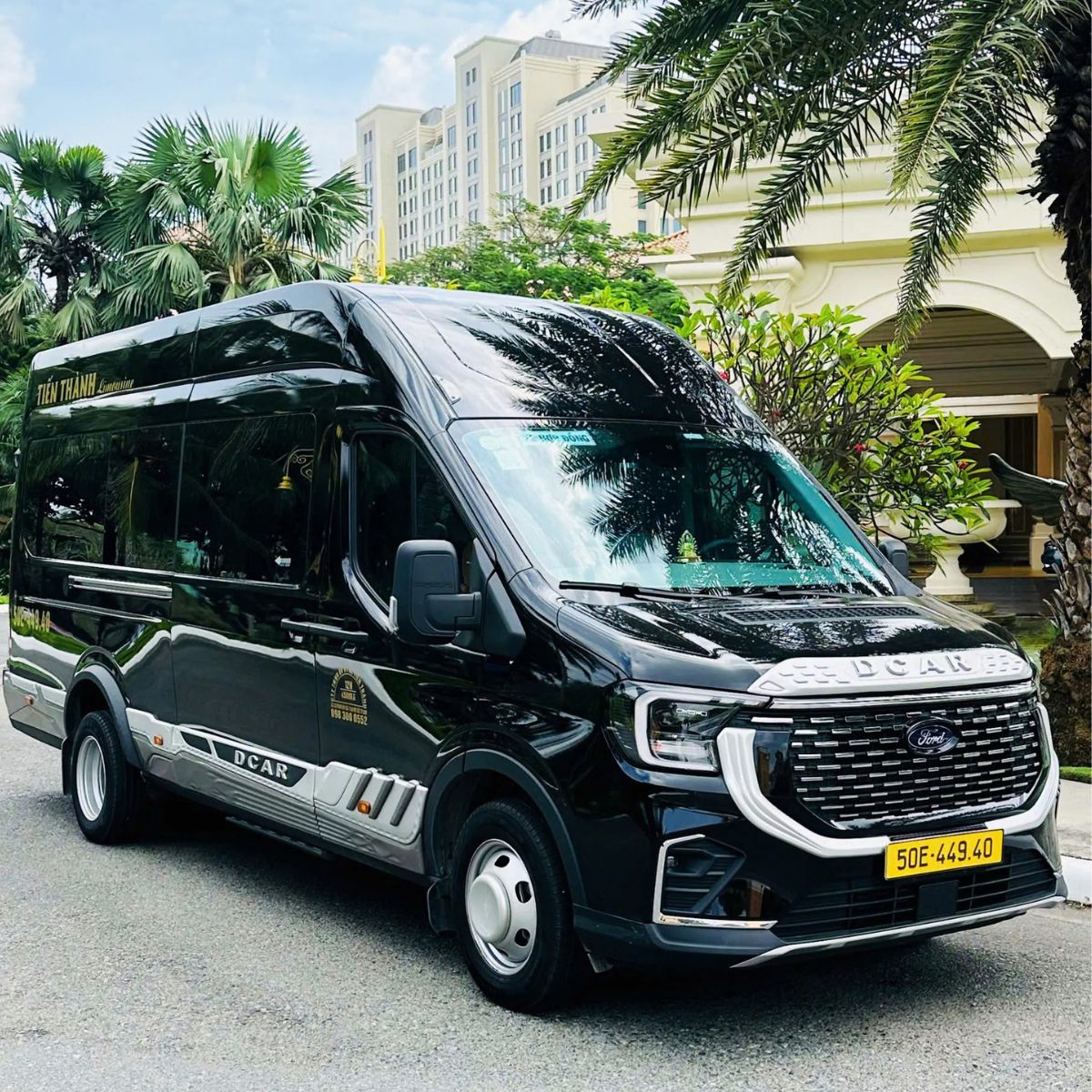 Thuê xe Limousine du lịch