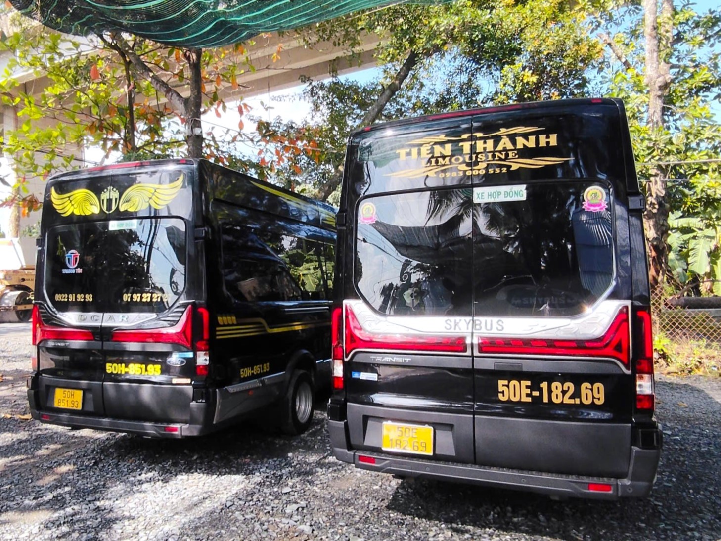Thuê xe Limousine giá tốt bao gồm tài xế